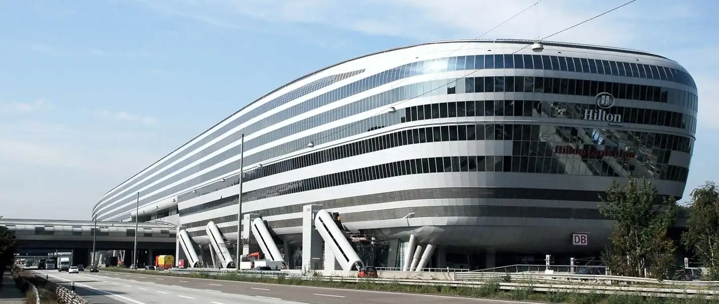 The Squaire | Airrail
