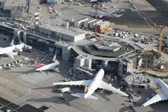 Flughafen Flughafen